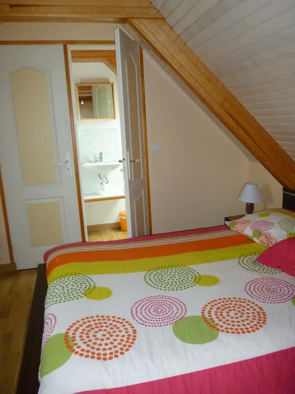 Les Gites De Kerroyal Garlan Номер фото